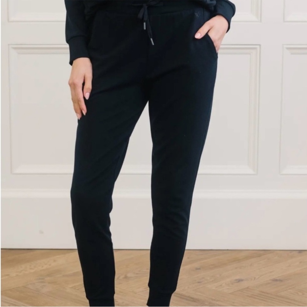Cozy Earth Black Bamboo Joggers